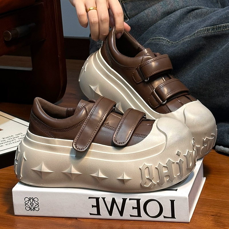 Vintage Fashion Designers - Sepatu Kulit Wanita Vintage Big Head