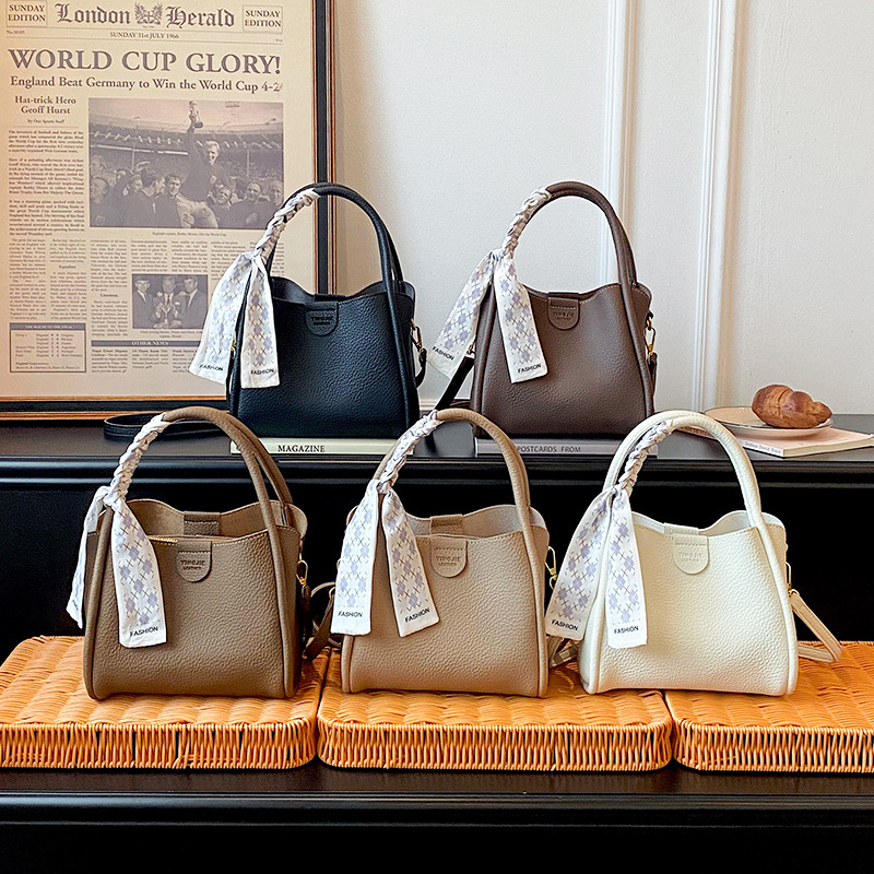 Tas selempang vintage Korea un - Vintage Fashion Events ulasan dan harga