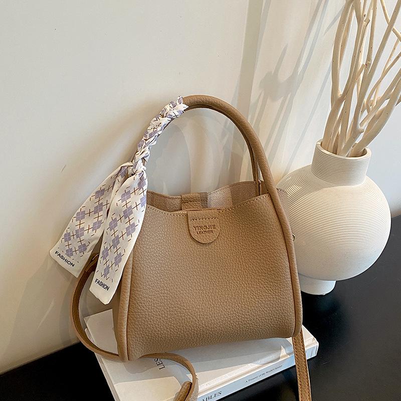 Tas selempang vintage Korea un - Vintage Fashion Events ulasan dan harga