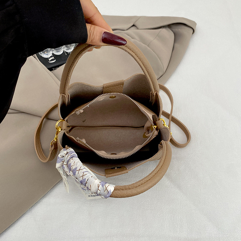 Tas selempang vintage Korea un - Vintage Fashion Events ulasan dan harga