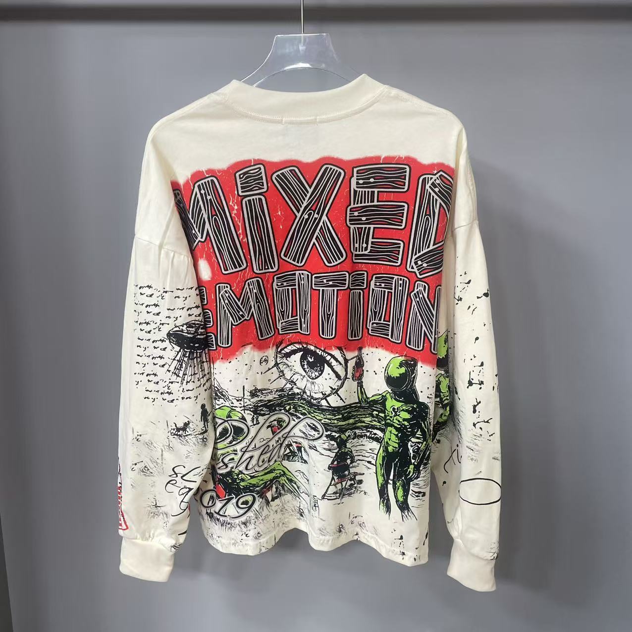 Kaos Lengan Panjang MIXED-EMOT - Vintage Fashion Designers ulasan dan harga