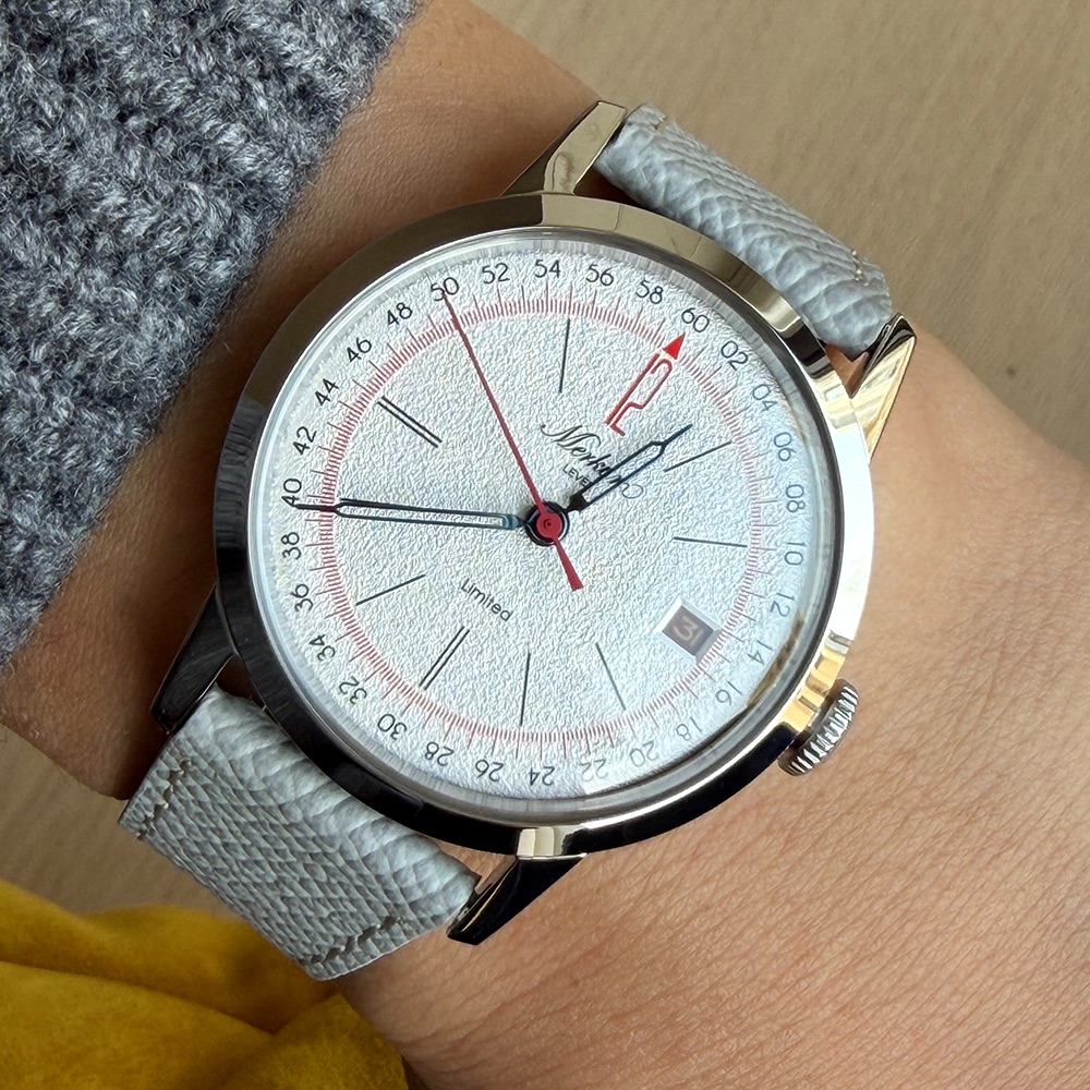 Merkur Red 12 A Thin Case 50m  - Vintage Fashion Complete ulasan dan harga